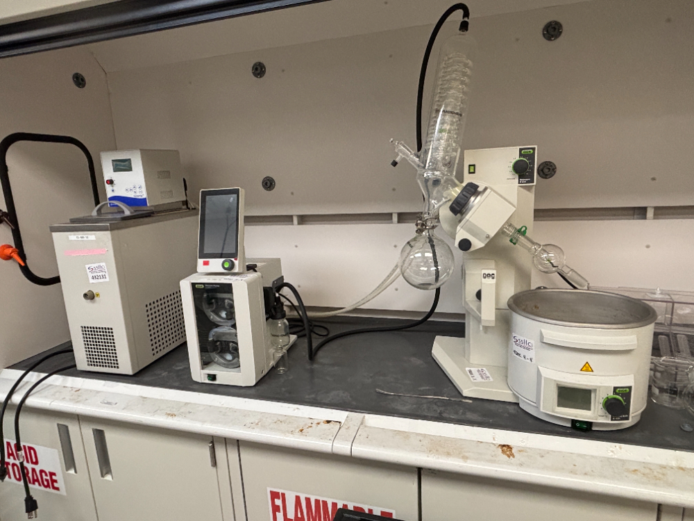 Image of Buchi Rotavapor R-210 Rotary Evaporator